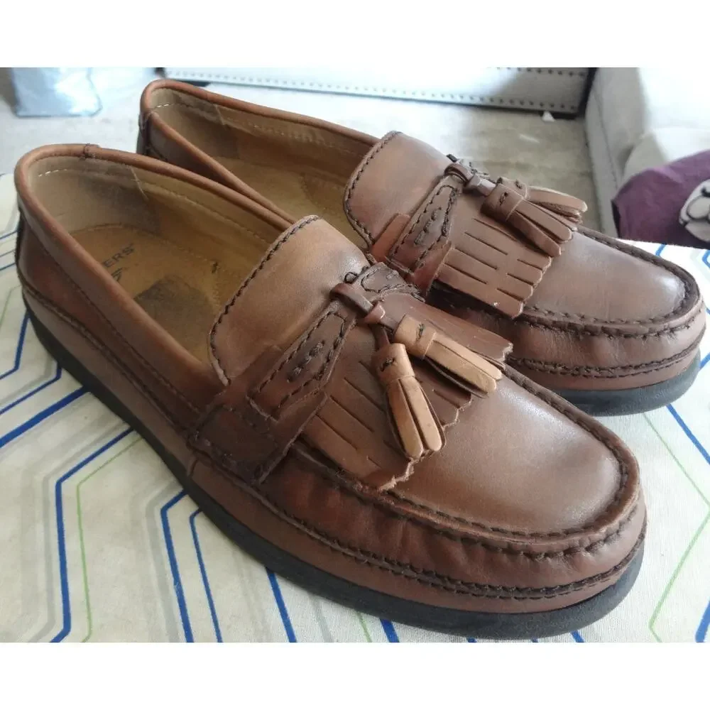 Vintage 90s Y2K DOCKERS Brown Leather Loafers Boat Men 9.5 Tassel Kiltie Casual